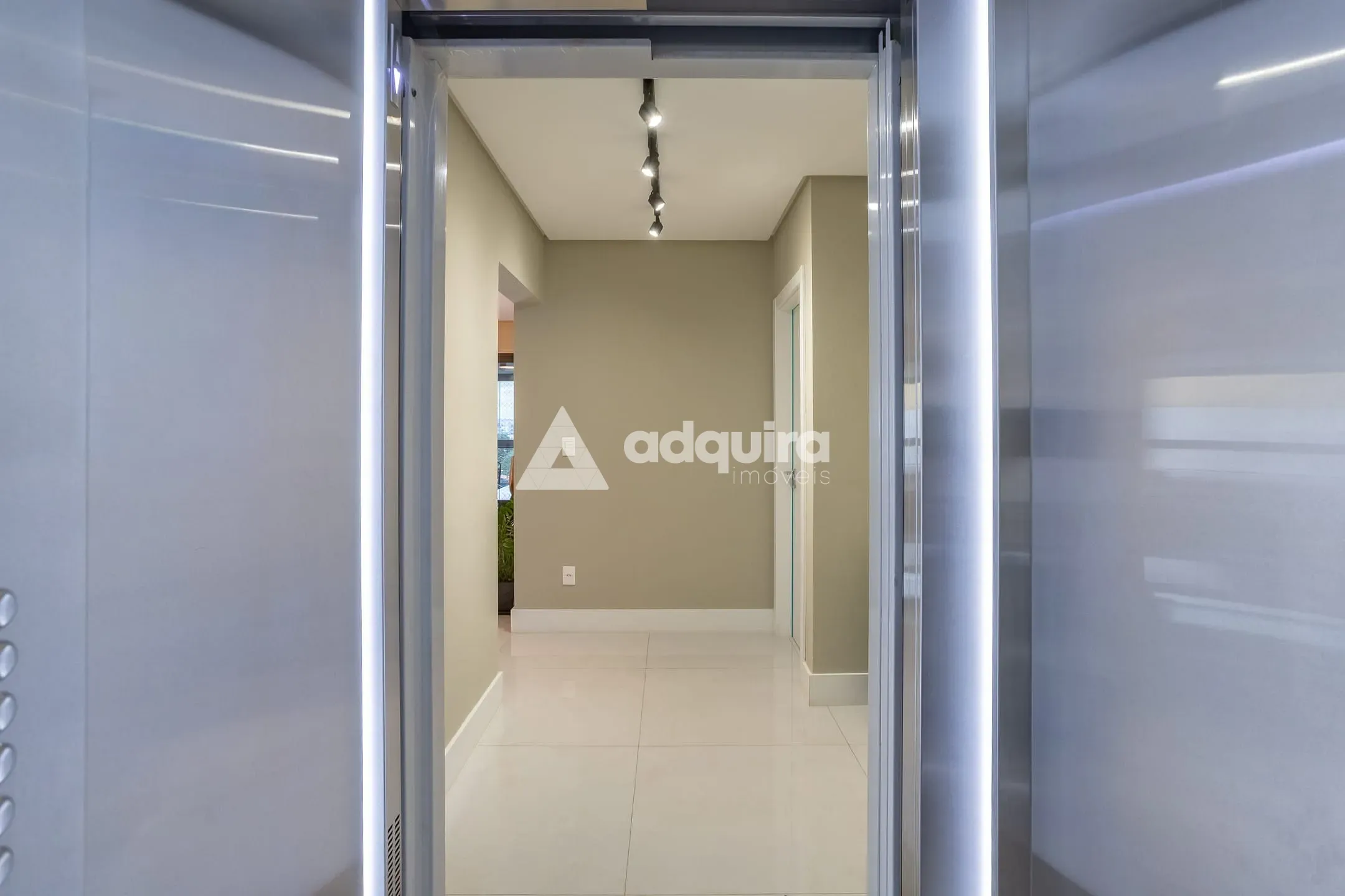 Apartamento, 3 quartos, 195 m² - Foto 2