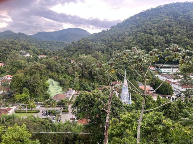 Cobertura / Penthouse 3 quartos e 4 banheiros, à venda, no bairro Centro em Petrópolis