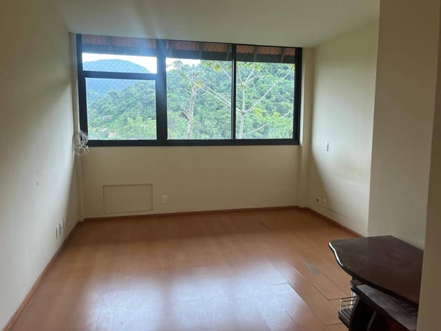 Cobertura / Penthouse 3 quartos e 4 banheiros, à venda, no bairro Centro em Petrópolis