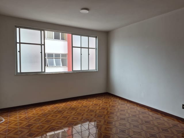 Apartamento 2 quartos e 2 banheiros, à venda, no bairro Centro em Petrópolis