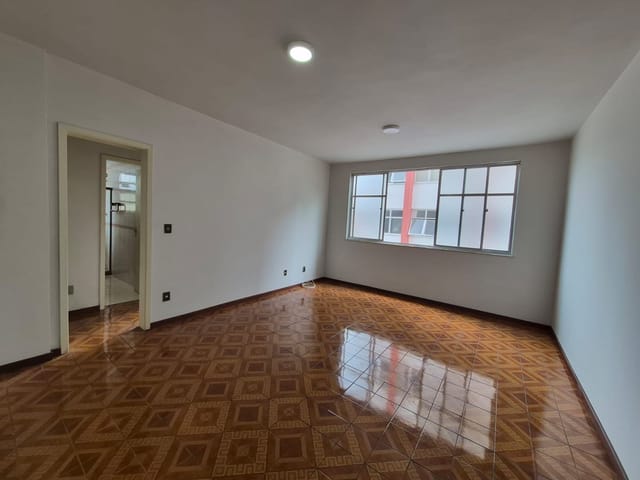 Apartamento 2 quartos e 2 banheiros, à venda, no bairro Centro em Petrópolis