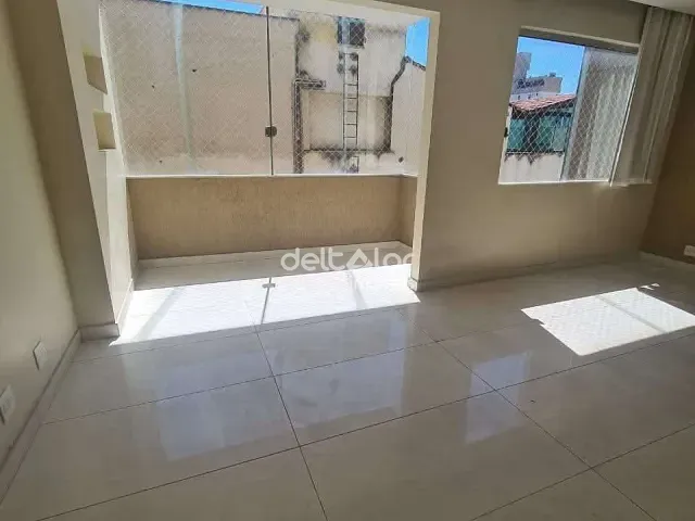 Apartamento 3 quartos e 2 banheiros, à venda, no bairro Castelo em Belo Horizonte