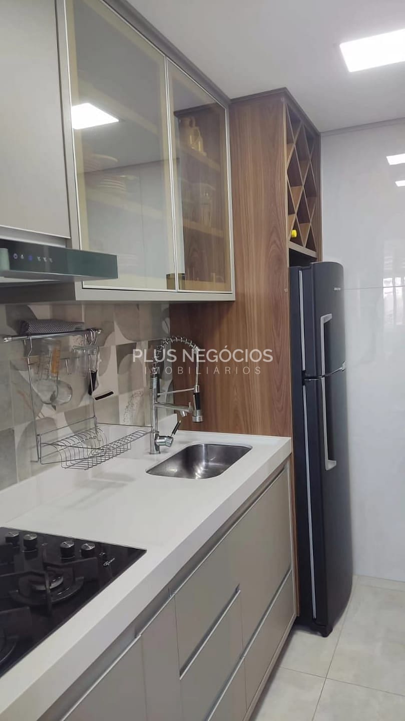 Apartamento à venda com 2 quartos, 62m² - Foto 3