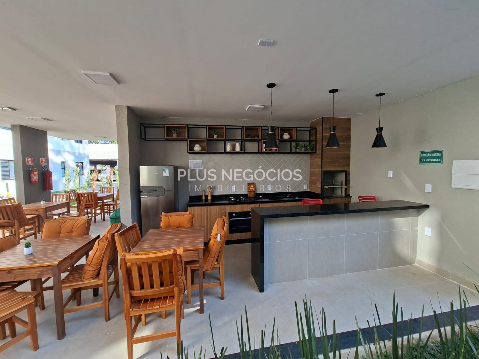 Apartamento à venda com 2 quartos, 65m² - Foto 2
