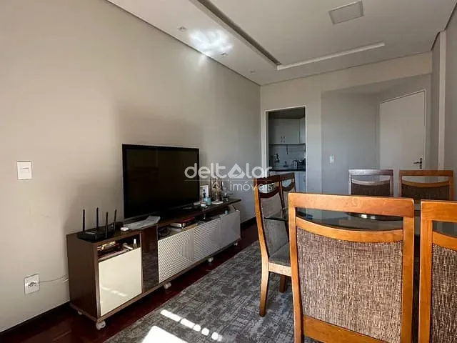 Apartamento com 79m² 3 quartos e 1 banheiro, à venda, no bairro Jardim Guanabara em Belo Horizonte