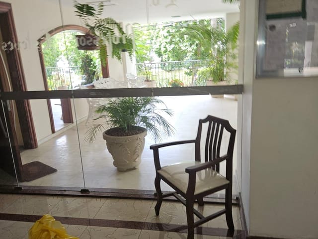 Apartamento 2 quartos e 1 banheiro, para alugar, no bairro Centro em Petrópolis