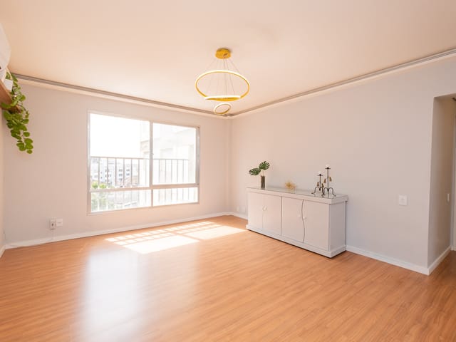 Apartamento com 155m² 3 quartos e 3 banheiros, à venda, no bairro centro em Pelotas