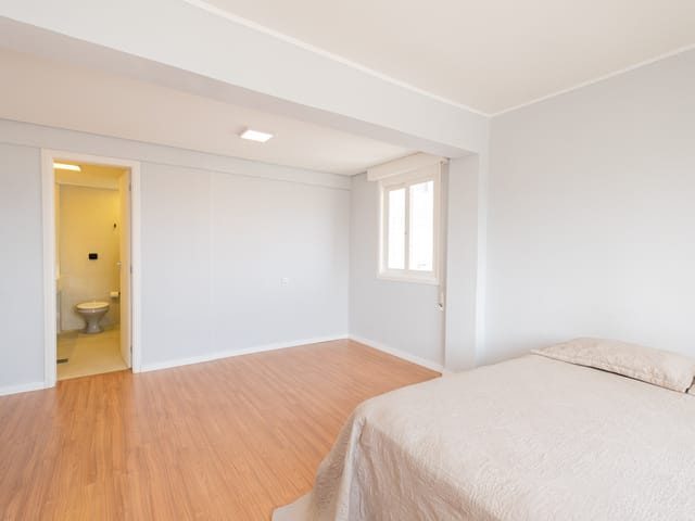 Apartamento com 155m² 3 quartos e 3 banheiros, à venda, no bairro centro em Pelotas