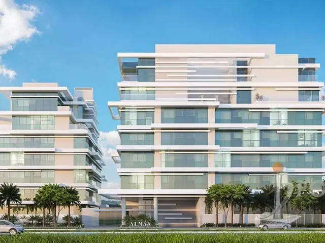 Apartamento 3 quartos e 4 banheiros, à venda, no bairro Cabral em Curitiba