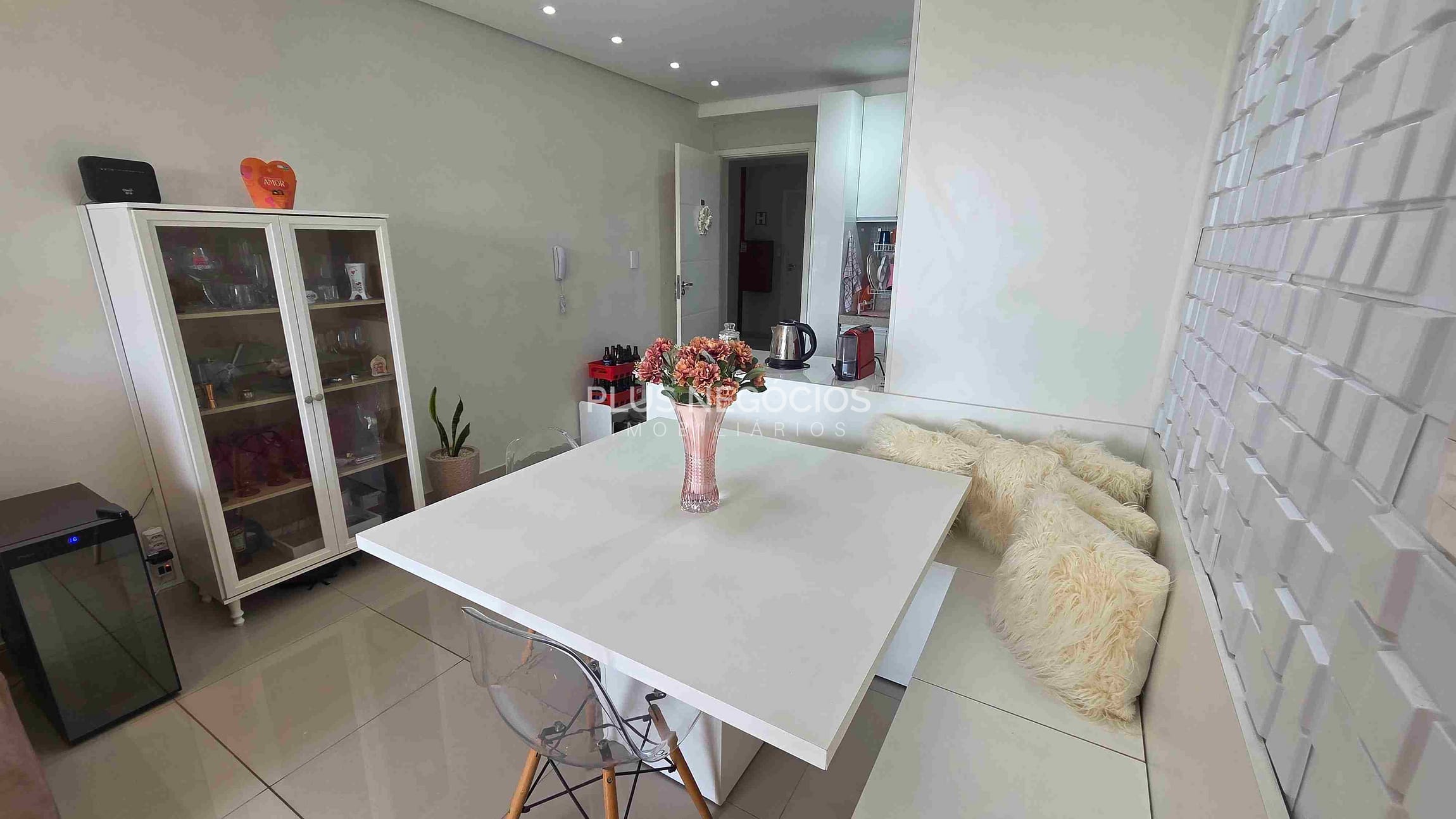 Apartamento à venda e aluguel com 3 quartos, 79m² - Foto 10