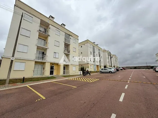 Apartamento 2 quartos e 1 banheiro, para alugar, no bairro Uvaranas em Ponta Grossa