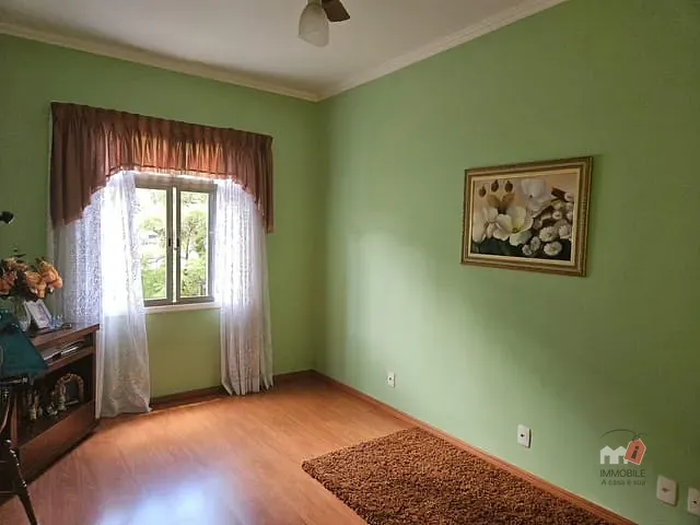 Apartamento 2 quartos e 2 banheiros, à venda, no bairro Saldanha Marinho em Petrópolis