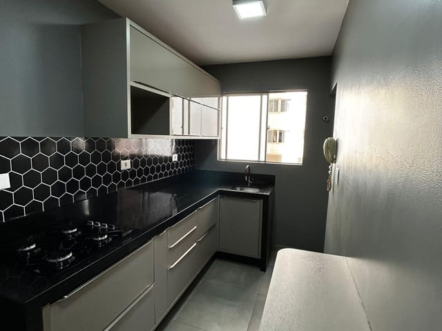 Foto do Apartamento - partamento Reformado no Centro de Londrina – 3 Quartos com Armários, 2 Banheiros, Cozinha Planejada, Ar Condicionado, 1 Vaga – Ed. Itamaracá Plaenge | Londrina Cred Imóveis