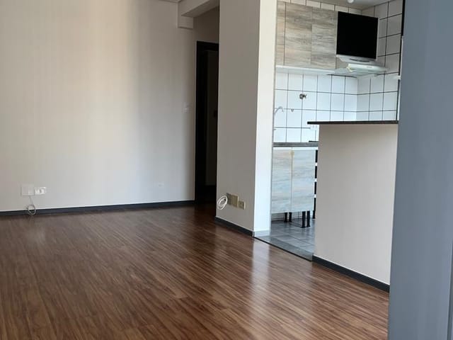 Apartamento com 57m² 1 quarto e 1 banheiro, à venda, no bairro Centro em Londrina