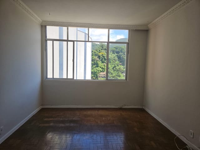 Apartamento 2 quartos e 1 banheiro, à venda, no bairro Centro em Petrópolis