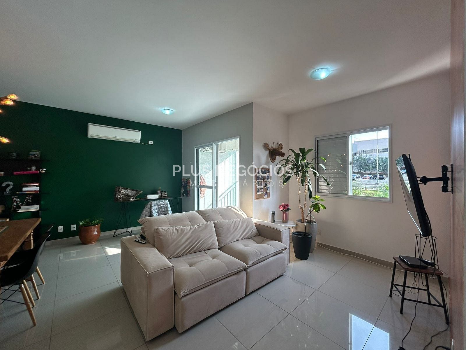 Apartamento para alugar com 2 quartos, 76m² - Foto 5