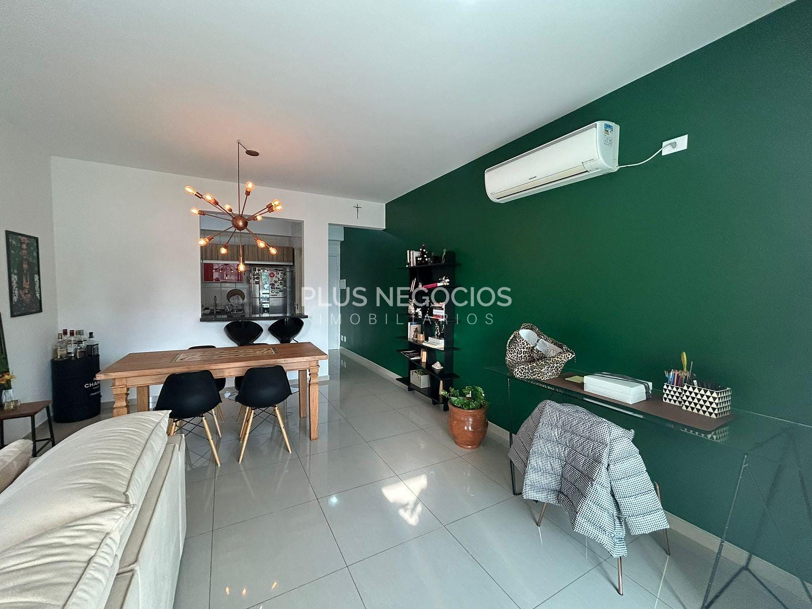 Apartamento para alugar com 2 quartos, 76m² - Foto 13