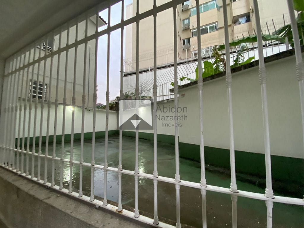 Apartamento à venda com 3 quartos, 150m² - Foto 34