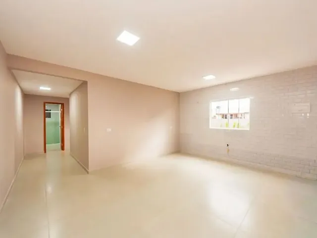 Apartamento 2 quartos e 1 banheiro, para alugar, no bairro São João em Curitiba