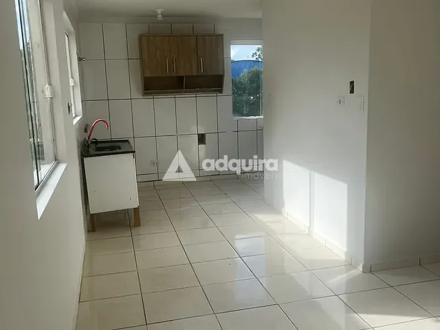 Apartamento 3 quartos e 1 banheiro, para alugar, no bairro Uvaranas em Ponta Grossa