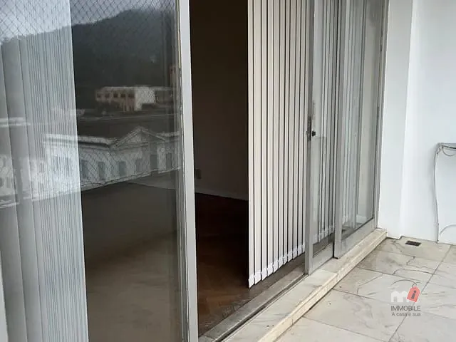 Apartamento à venda, no bairro Centro em Petrópolis