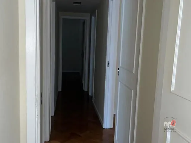 Apartamento à venda, no bairro Centro em Petrópolis