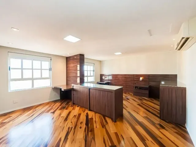 Apartamento 4 quartos e 6 banheiros, à venda, no bairro São Francisco em Curitiba