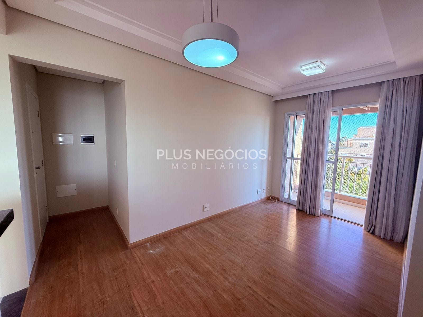 Apartamento à venda e aluguel com 2 quartos, 54m² - Foto 18