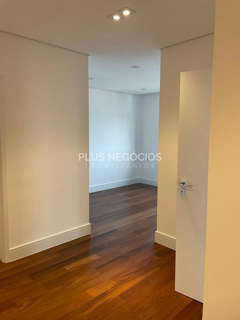 Apartamento à venda com 3 quartos, 155m² - Foto 27