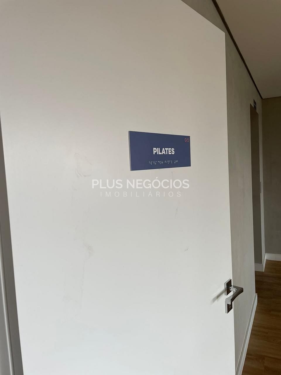 Apartamento à venda com 3 quartos, 155m² - Foto 18