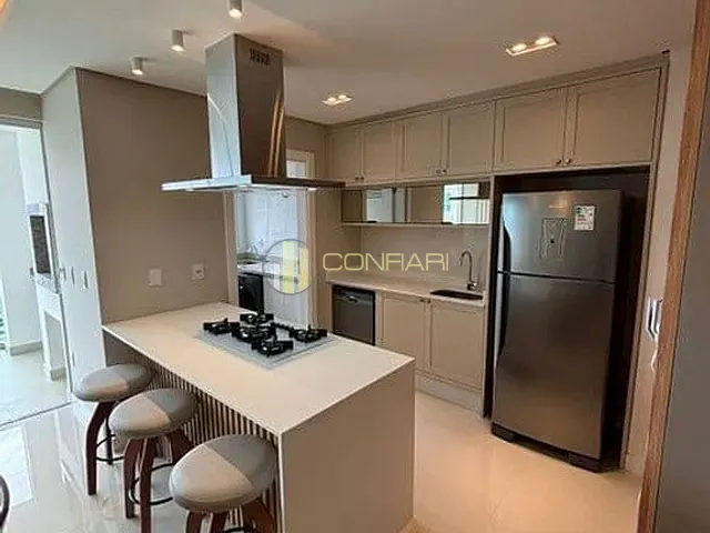 Apartamento com 175m² 3 quartos e 4 banheiros, à venda, no bairro Centro em Itapema