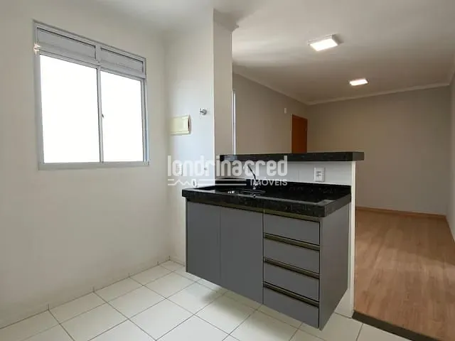 Apartamento 2 quartos e 1 banheiro, à venda, no bairro Olímpico em Londrina