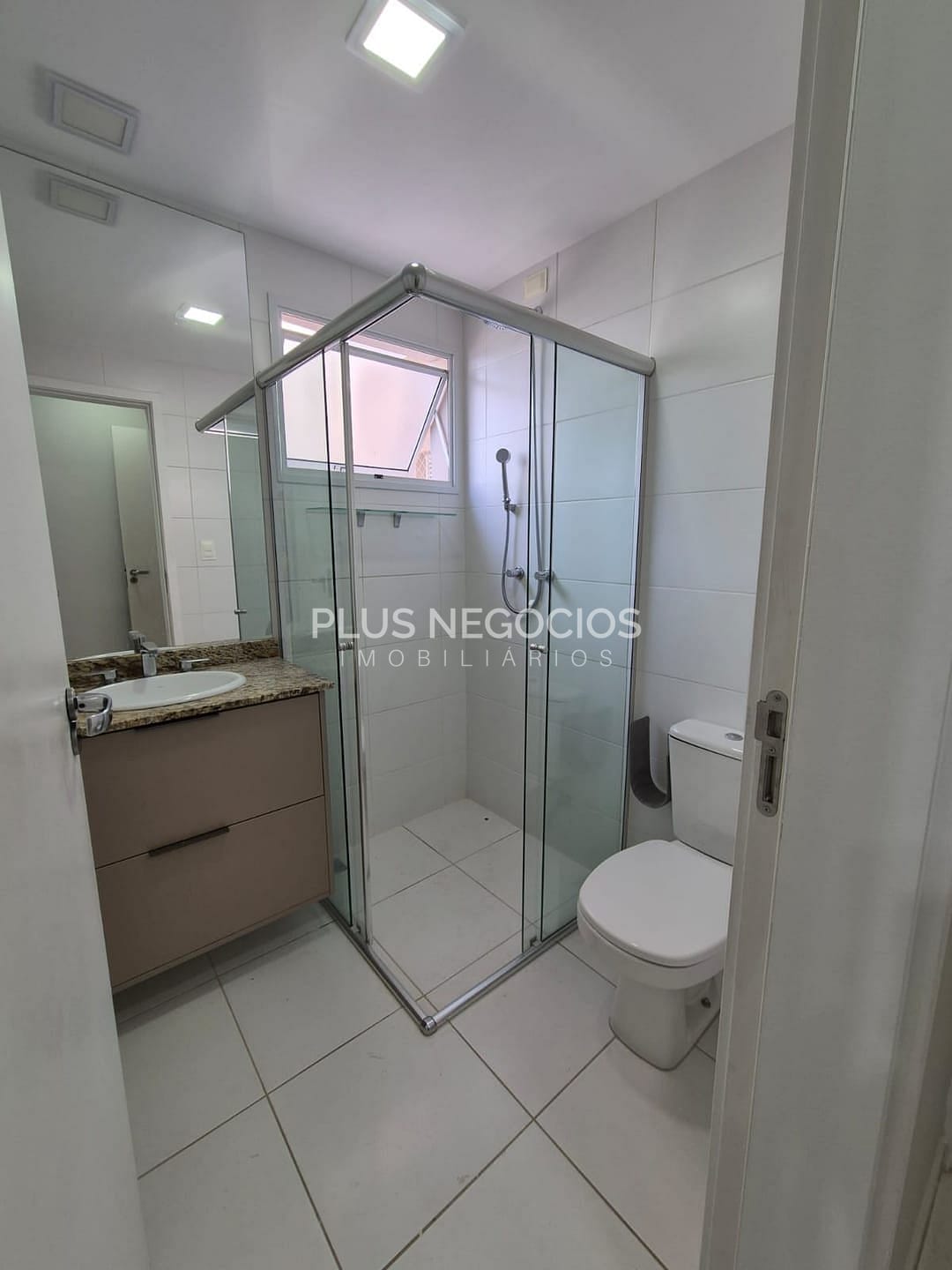 Apartamento à venda e aluguel com 3 quartos, 90m² - Foto 11