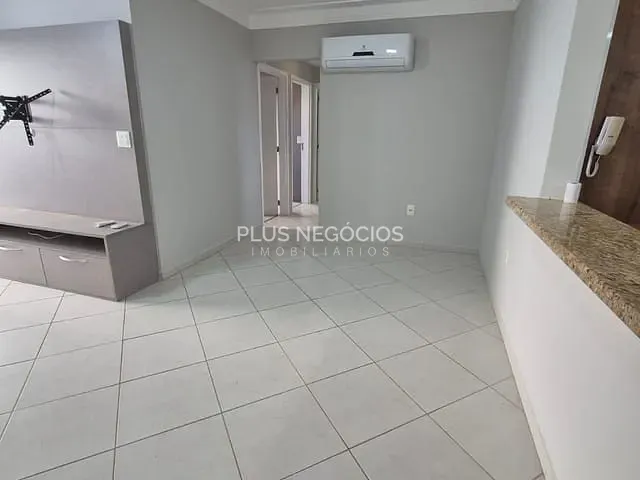 Apartamento 3 quartos e 2 banheiros, à venda ou para alugar, no bairro Parque Campolim em Sorocaba