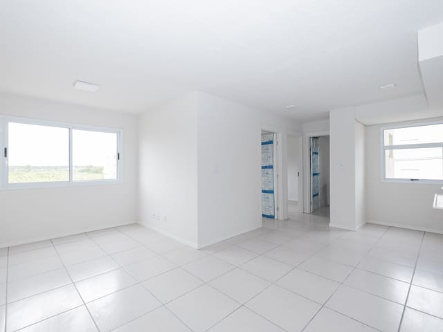Apartamento 2 quartos e 1 banheiro, para alugar, no bairro Areal em Pelotas