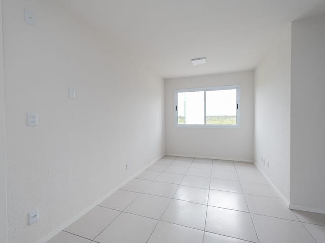 Apartamento 2 quartos e 1 banheiro, para alugar, no bairro Areal em Pelotas