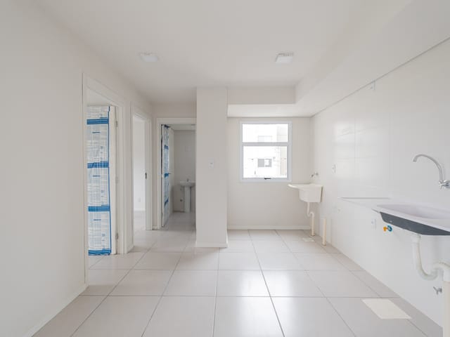 Apartamento 2 quartos e 1 banheiro, para alugar, no bairro Areal em Pelotas