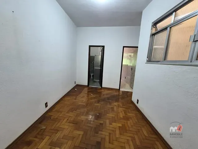 Apartamento 1 quarto e 1 banheiro, à venda, no bairro Centro em Petrópolis