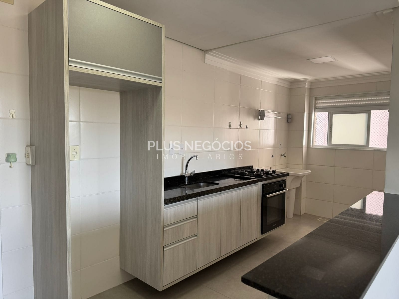 Apartamento para alugar com 2 quartos, 57m² - Foto 3