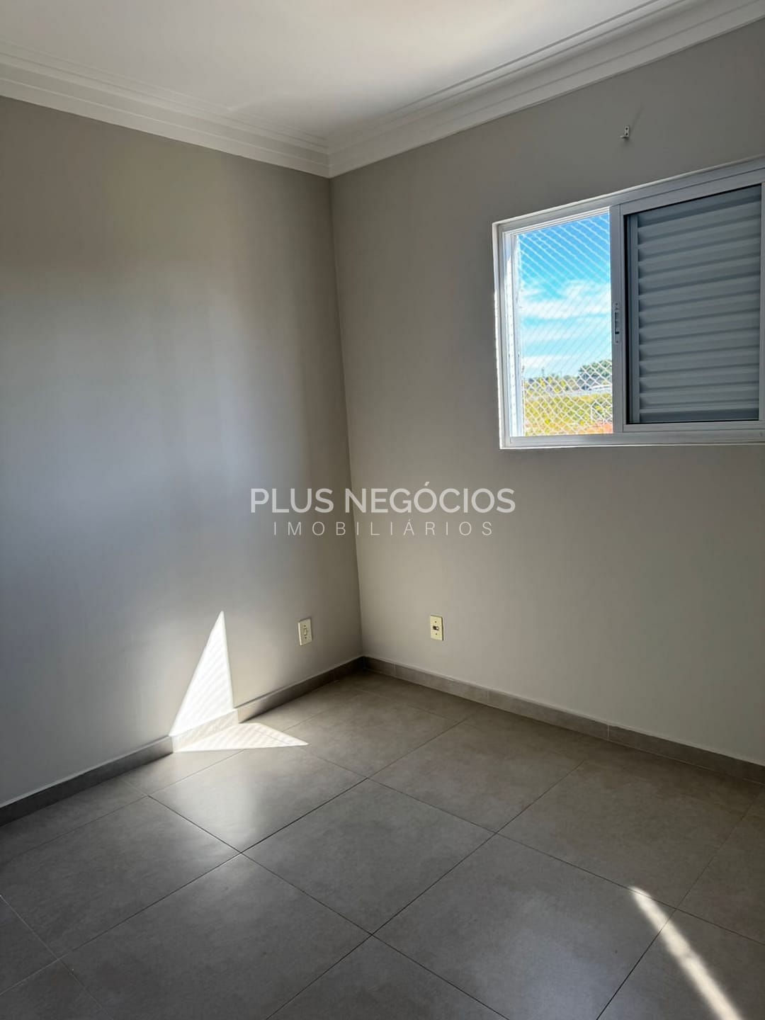 Apartamento para alugar com 2 quartos, 57m² - Foto 4