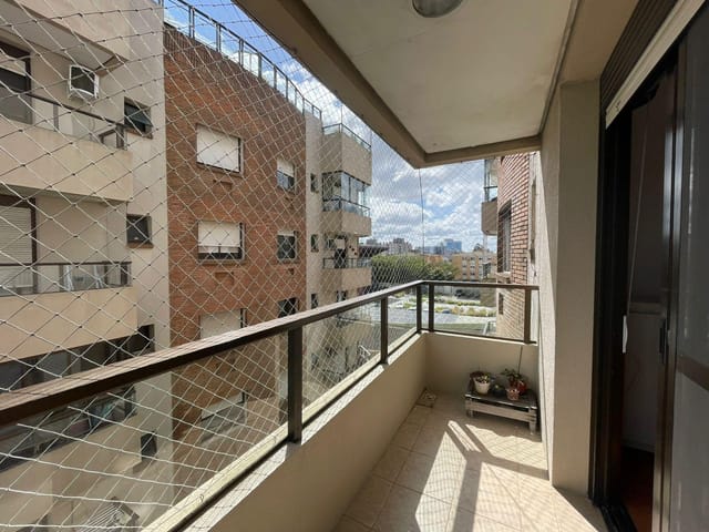 Apartamento 3 quartos e 3 banheiros, à venda, no bairro Centro em Pelotas