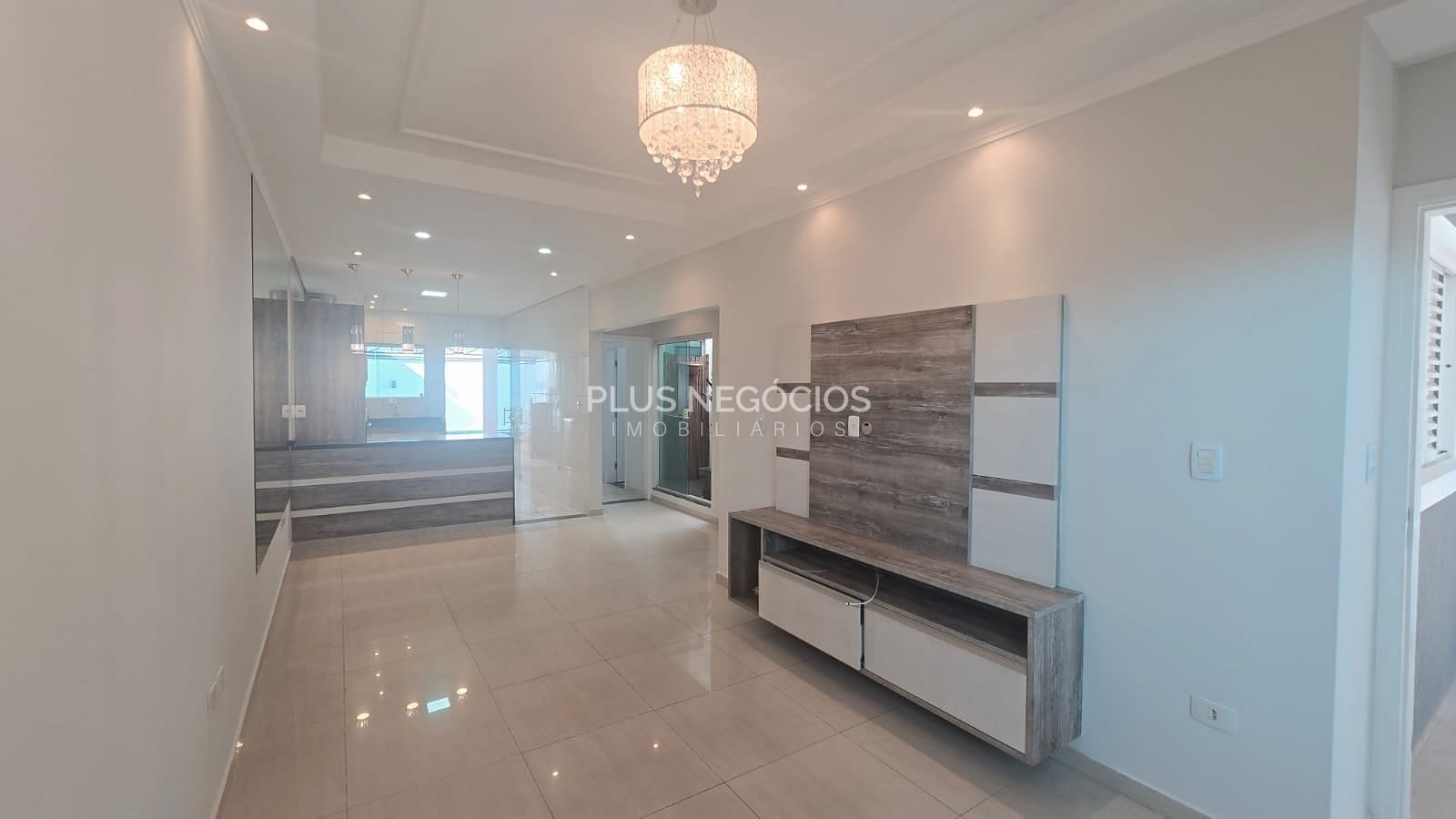 Apartamento à venda com 2 quartos, 130m² - Foto 1