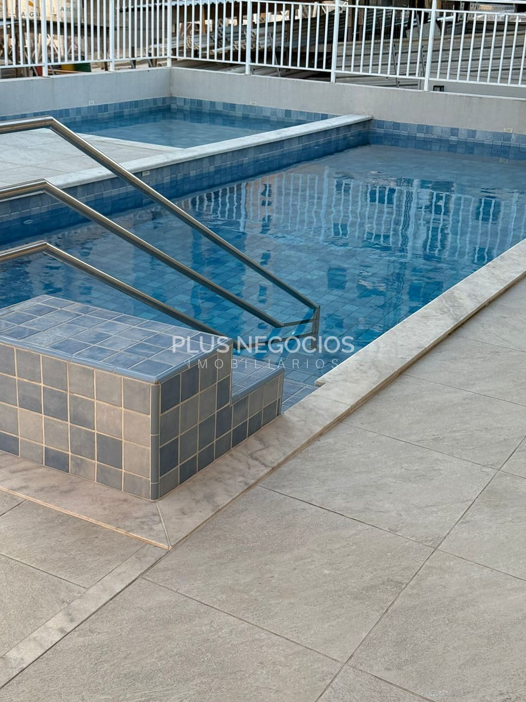 Apartamento à venda com 2 quartos, 61m² - Foto 8