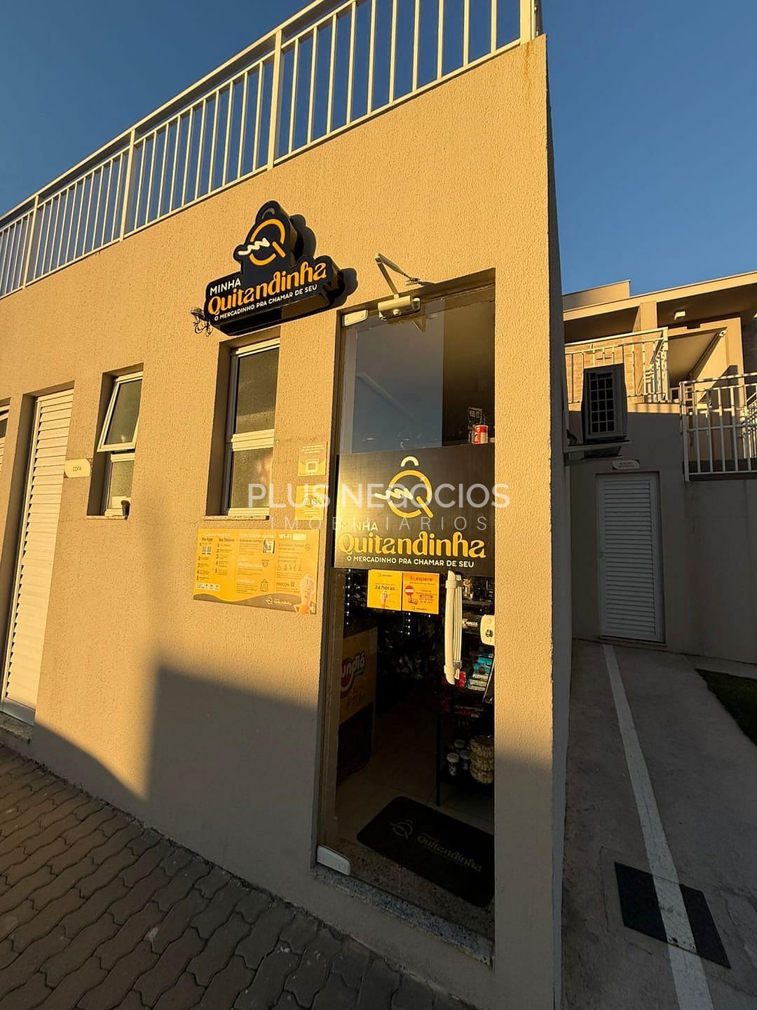 Apartamento à venda com 2 quartos, 61m² - Foto 3