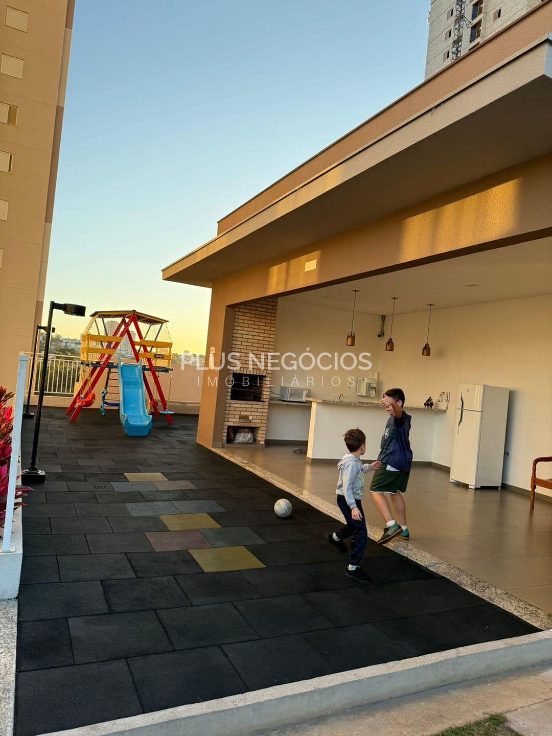 Apartamento à venda com 2 quartos, 61m² - Foto 9