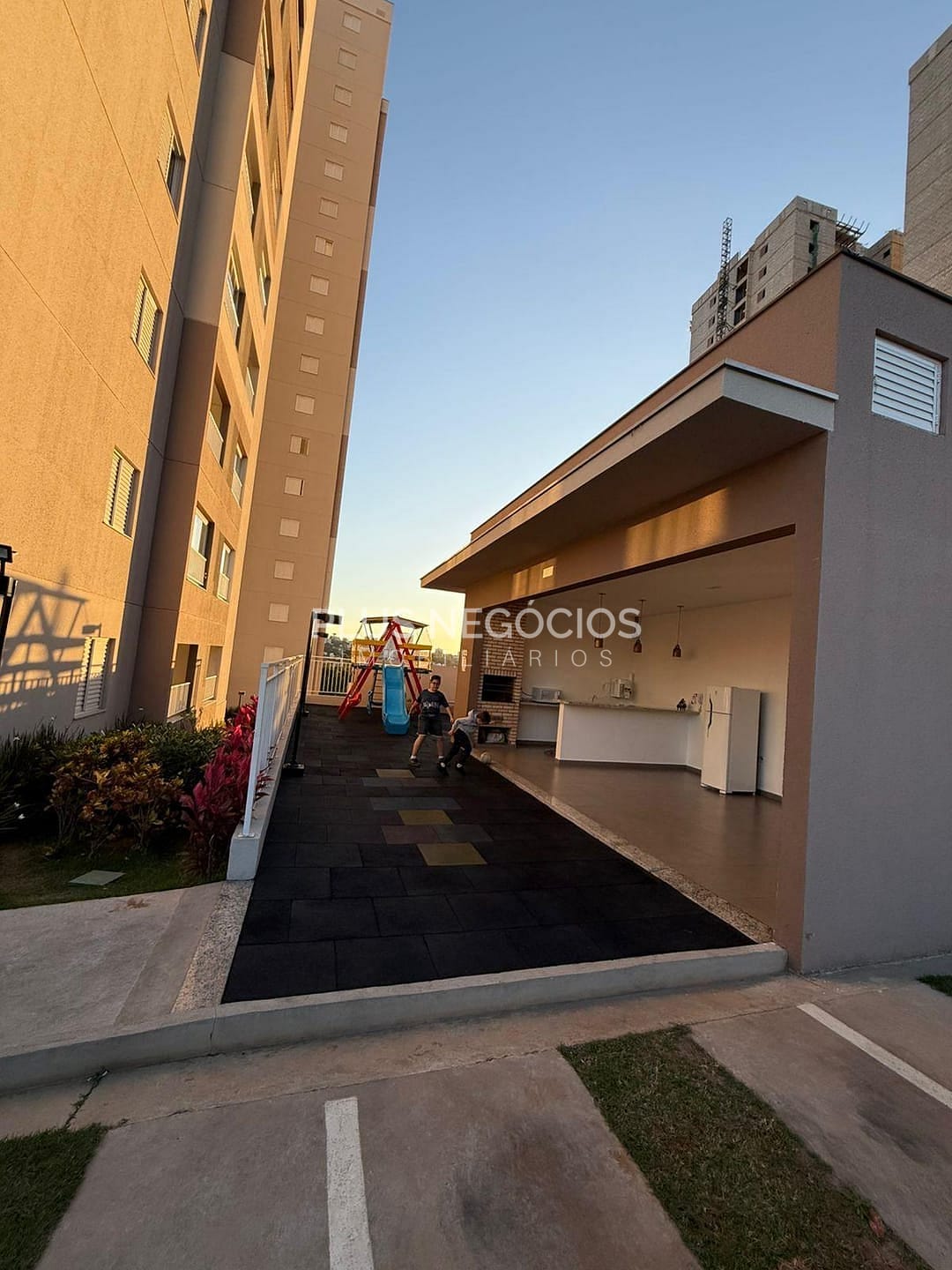 Apartamento à venda com 2 quartos, 61m² - Foto 10
