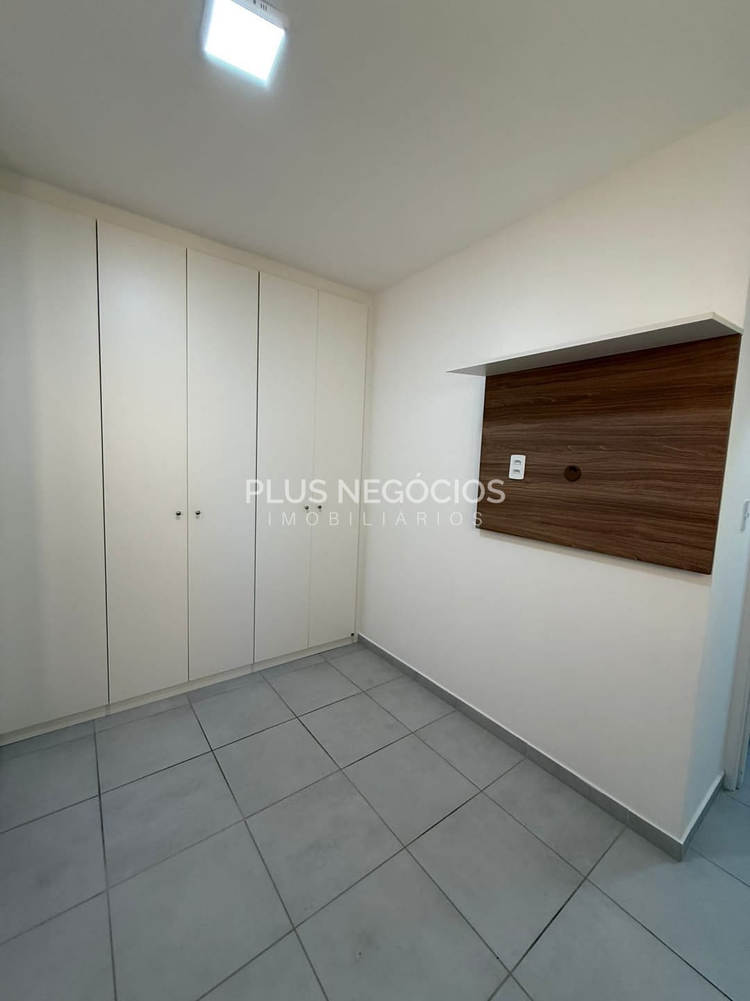 Apartamento à venda com 2 quartos, 61m² - Foto 21