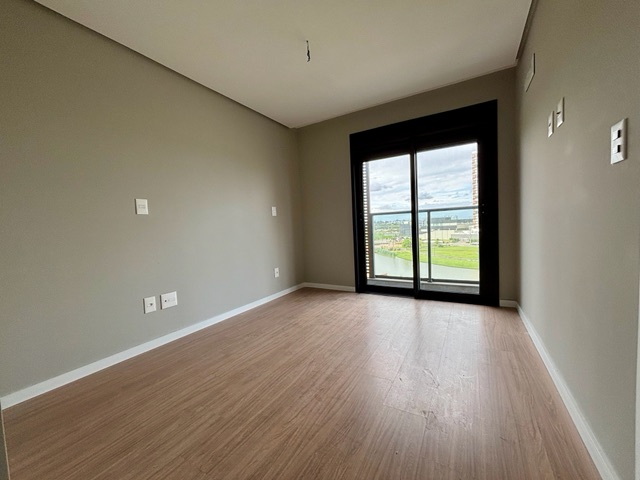 Apartamento 1 quarto e 1 banheiro, à venda, no bairro São Gonçalo em Pelotas