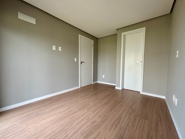 Apartamento 1 quarto e 1 banheiro, à venda, no bairro São Gonçalo em Pelotas
