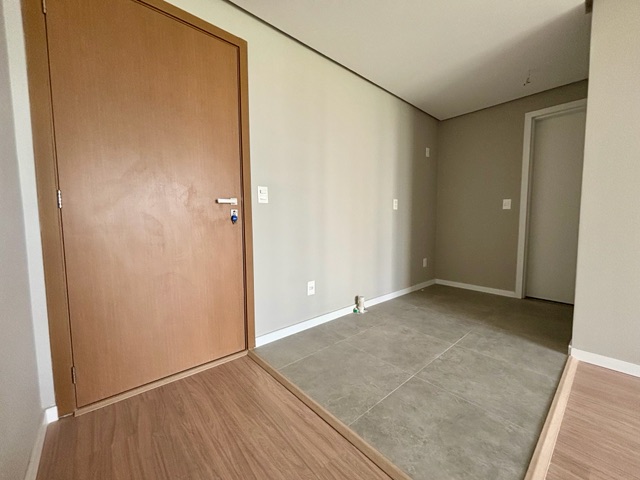 Apartamento 1 quarto e 1 banheiro, à venda, no bairro São Gonçalo em Pelotas